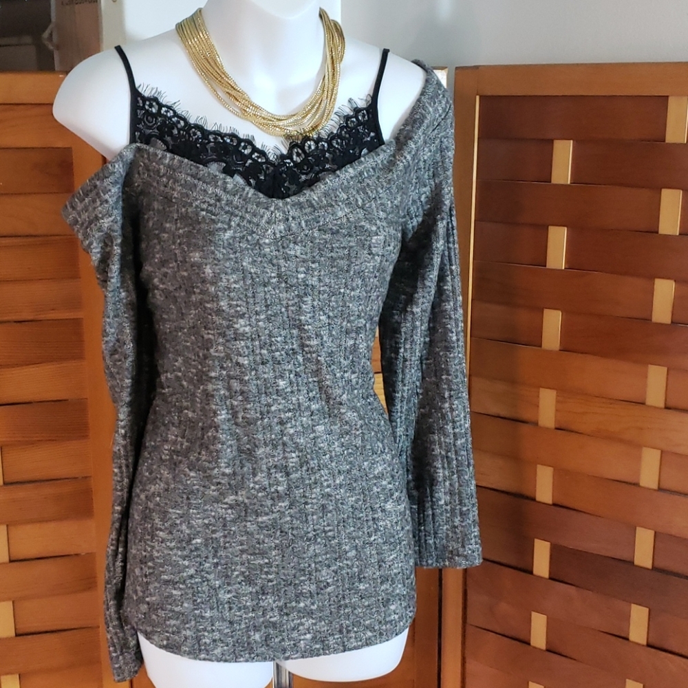 Maurices grey and black sweater